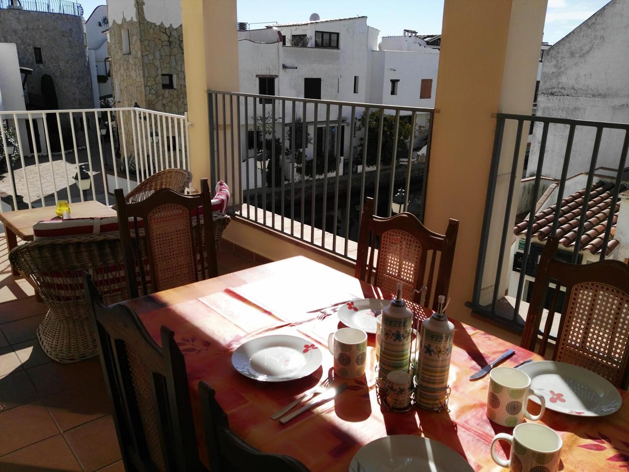 Waterside Apartment - Two Bedroom Empuriabrava Exterior foto